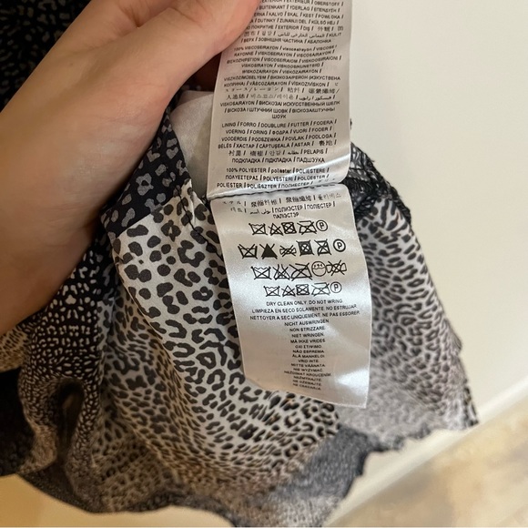 Marciano by Guess Los Angeles black and White print animal dress - Picture 9 of 9